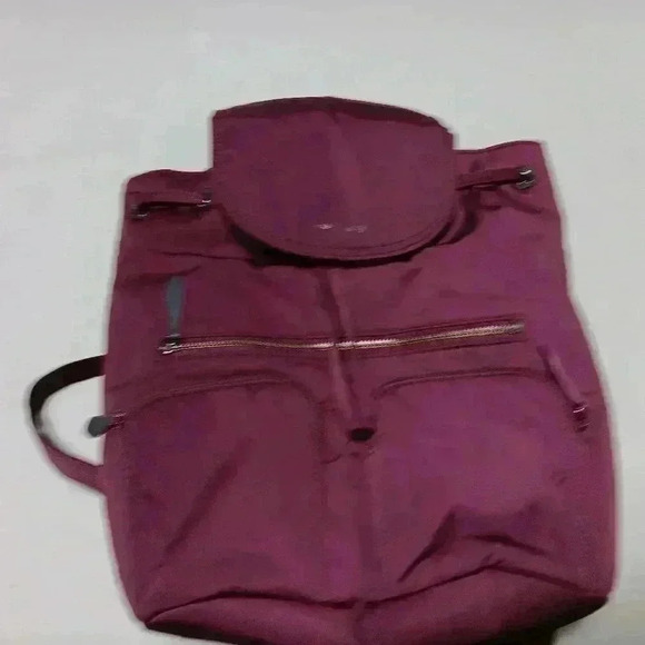 Vera Bradley  backpack/purse - Picture 9 of 10